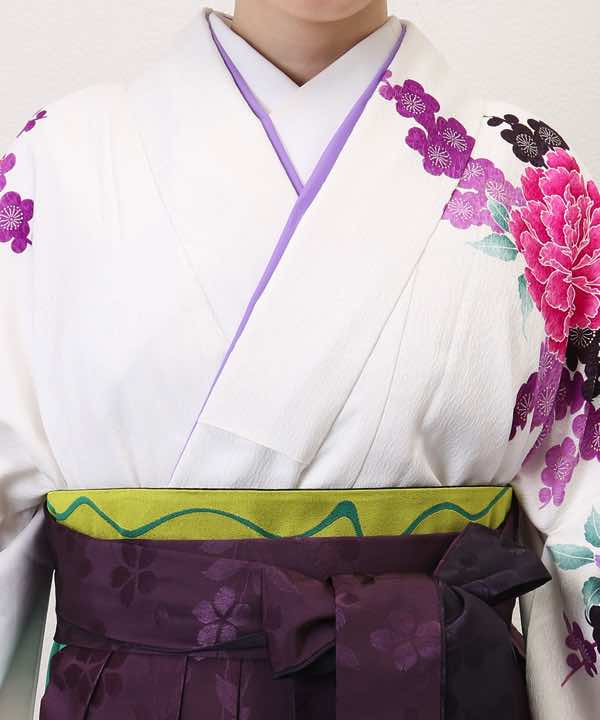 卒業式袴レンタル | 白地に芍薬と梅 箔押し桜の暈し袴 -2-