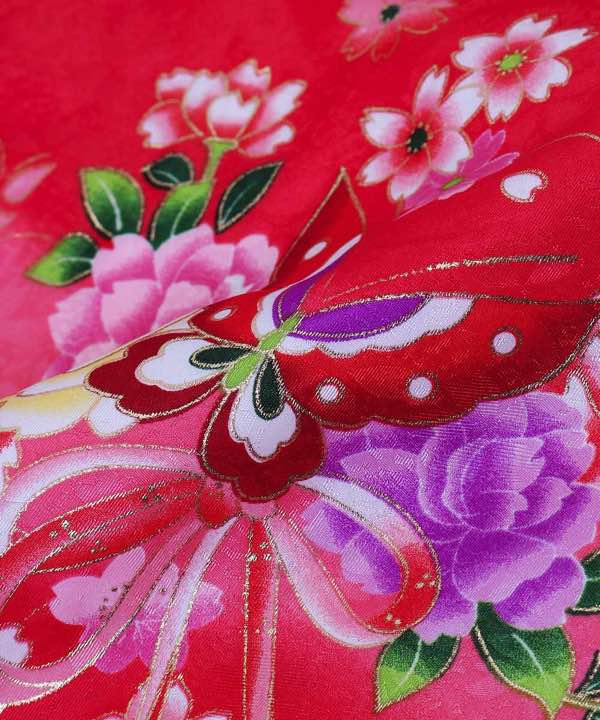 七五三(三歳)レンタル | 赤のピンクぼかし地に花や蝶