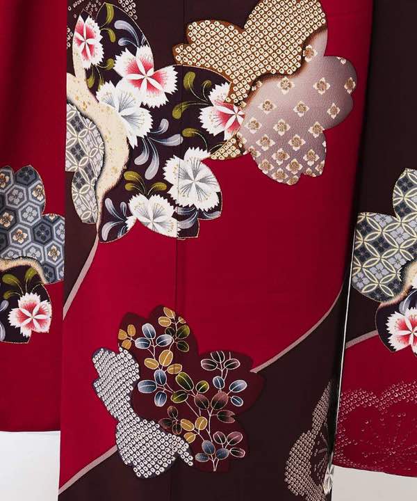 振袖レンタル | 桜の花紋と赤茶のバイカラー 紫の帯揚げ