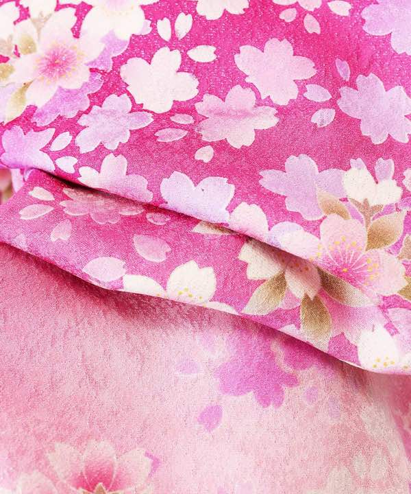 振袖レンタル | ピンク地に桜花の咲き乱れ