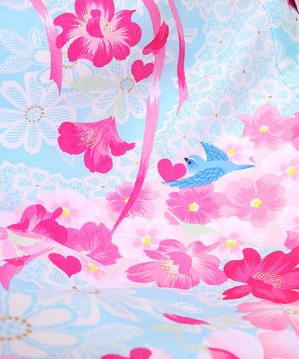 産着(お宮参り)|ピンクの花々と幸せの青い鳥