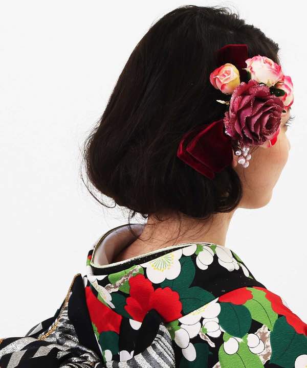 新作人気 成人式髪飾り♦️ワインレッド薔薇とサテンリボン 