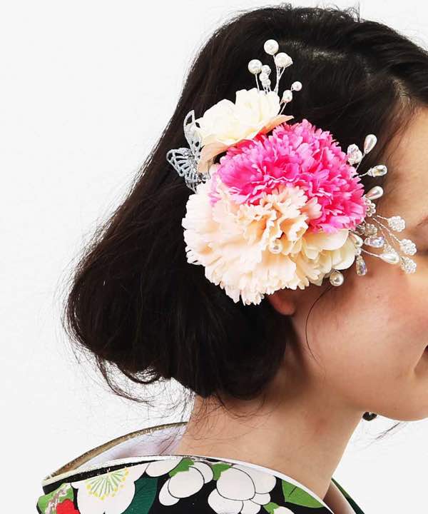 髪飾りレンタル | クリームとピンクの花に蝶