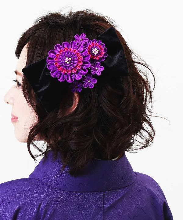 髪飾りレンタル | 紫のつまみ細工と黒リボン