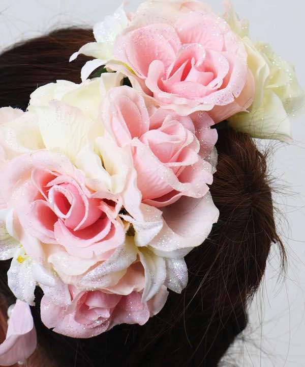 髪飾りレンタル | ピンクのバラと白ユリ
