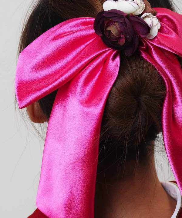 髪飾りレンタル | ピンクのサテンリボン