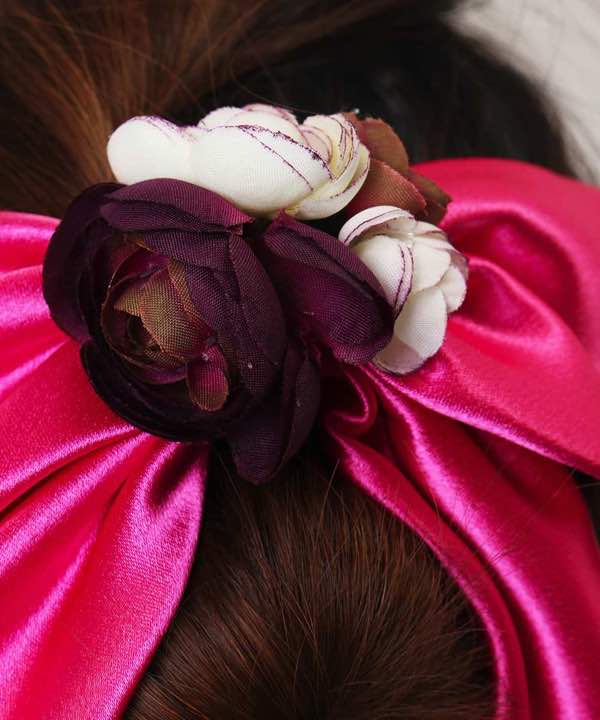 髪飾りレンタル | ピンクのサテンリボン