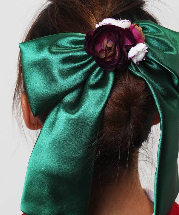 髪飾りレンタル | 緑のサテンリボン | hataori(ハタオリ)