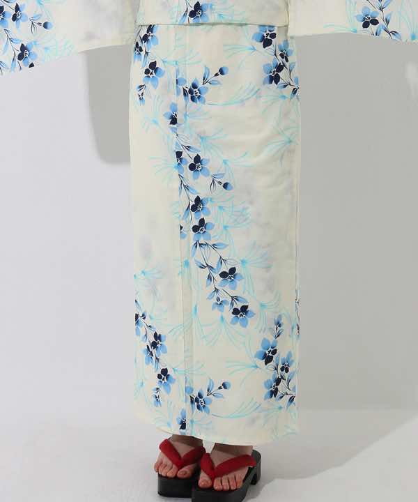 浴衣レンタル | 白地に紺×水色の濃淡の花文様