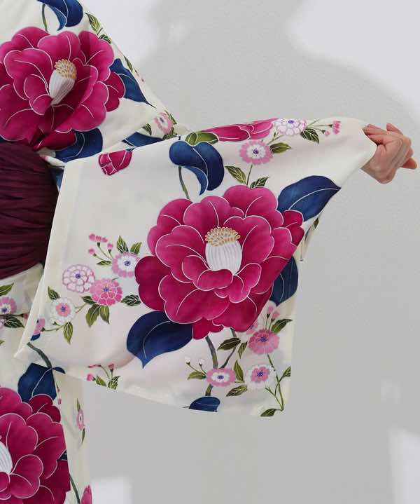 浴衣レンタル | 【きもの道楽】濃ピンクの椿モチーフの花文様と小菊