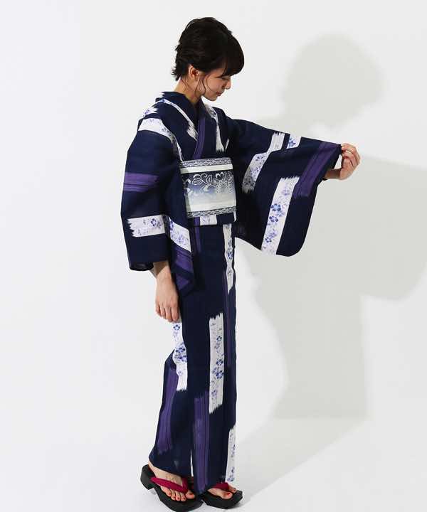浴衣レンタル | 【JUNKO KOSHINO】紺地に白×紫の短冊風文様 | hataori(ハタオリ)