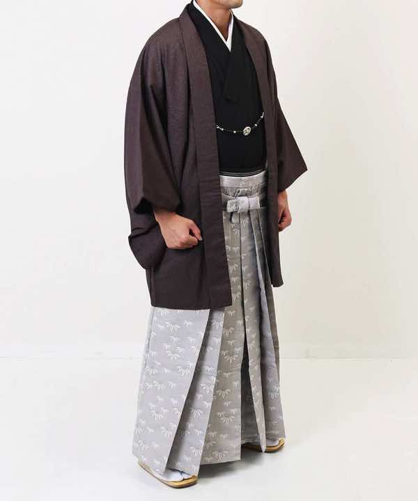 男性用 羽織袴レンタル | 茶羽織に草紋様袴