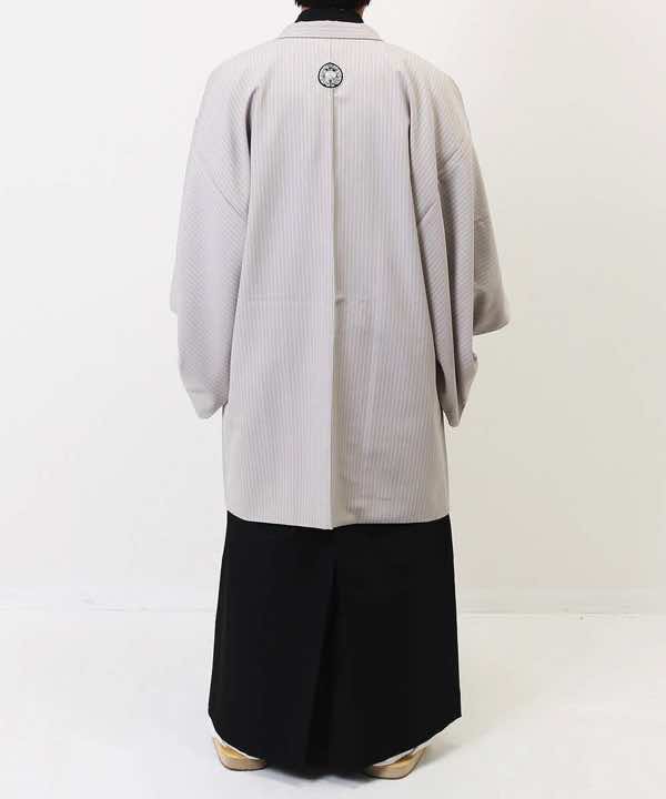 男性用 羽織袴レンタル | ライトグレーの縞羽織 | hataori(ハタオリ)