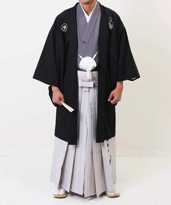 男性用 羽織袴レンタル | 黒の麻の葉羽織にグレー着物 | hataori(ハタオリ)