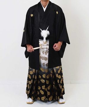 男性用 羽織袴レンタル | 黒の菱紋羽織に織田瓜ぼかし袴
