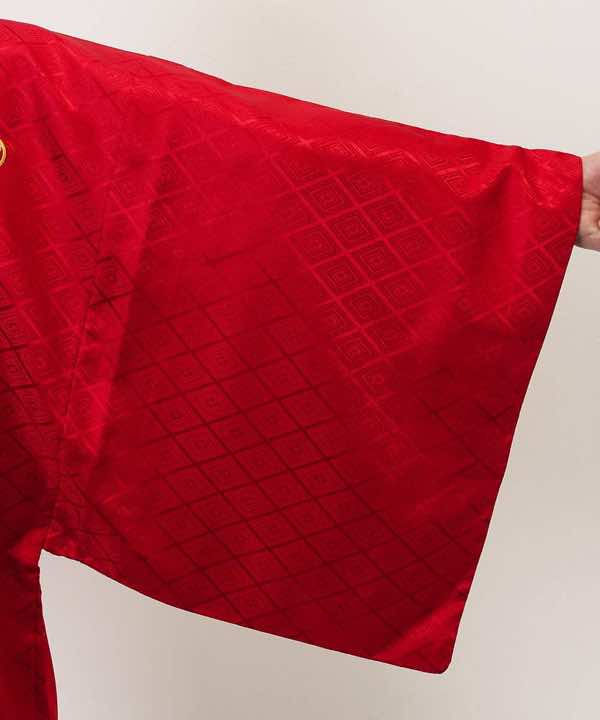 男性用 羽織袴レンタル | 赤の菱紋羽織に白黒ぼかし袴 | hataori(ハタオリ)
