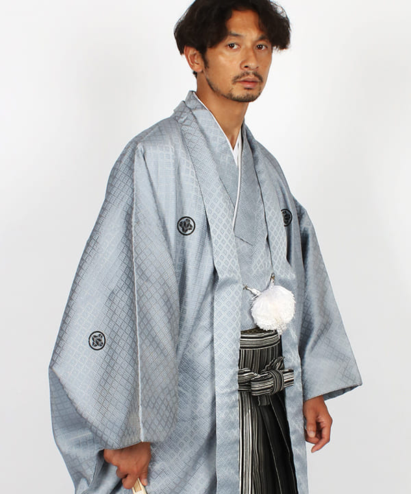 男性用 羽織袴レンタル | グレーの菱紋羽織と黒銀仙台平袴 | hataori