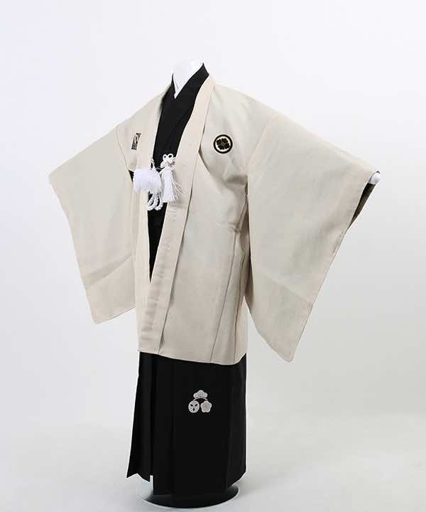 卒業式袴(小学男子用)レンタル | 黒地の着物にベージュ羽織 黒袴