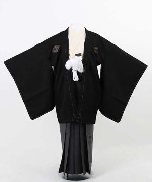 卒業式袴(小学男児用) | ベージュ地着物に黒羽織 灰色袴