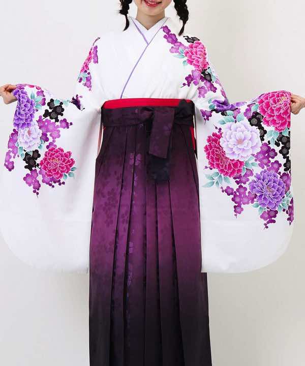 卒業式袴レンタル | 白地に芍薬と梅 箔押し桜暈し袴(ピンク)