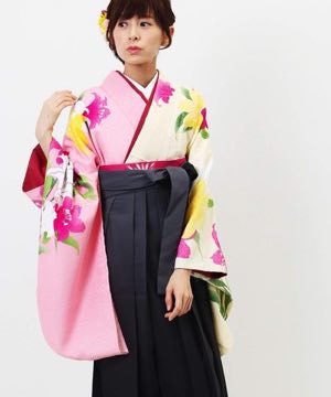 卒業式袴 | 黄色とピンクと百合の花(グレー袴)