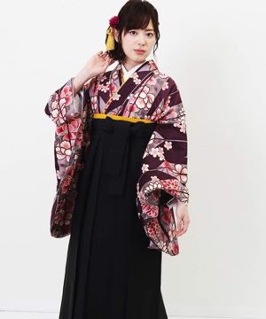 卒業式袴 | 茶紫の大矢絣×黒袴(黄色の半巾帯)