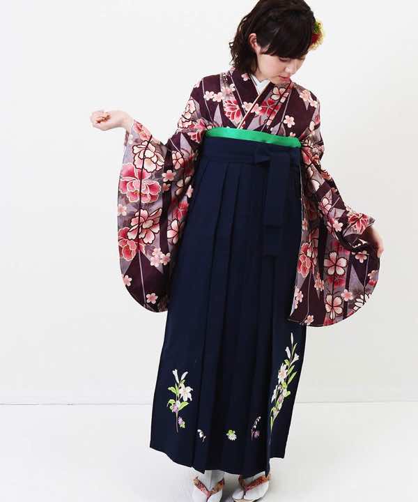 卒業式袴レンタル | 茶紫の大矢絣×紺袴
