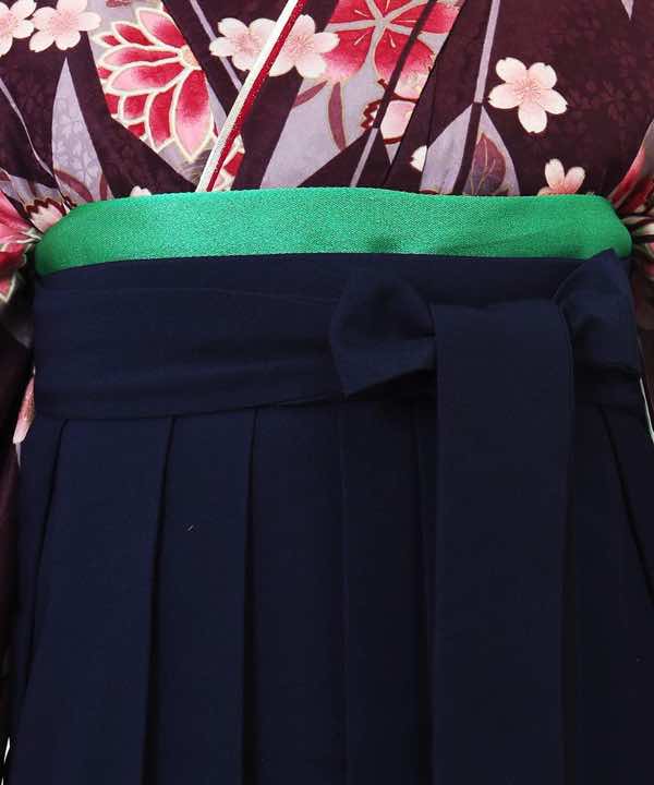 卒業式袴レンタル | 茶紫の大矢絣×紺袴