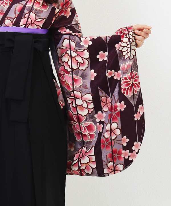 卒業式袴レンタル | 茶紫の大矢絣×黒袴 (紫の半巾帯)