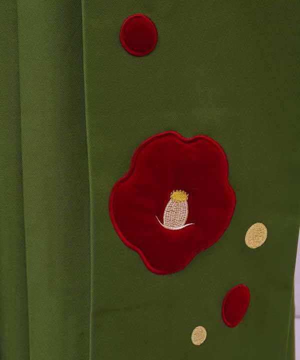 卒業式袴レンタル | 赤白黒の菊に緑の袴
