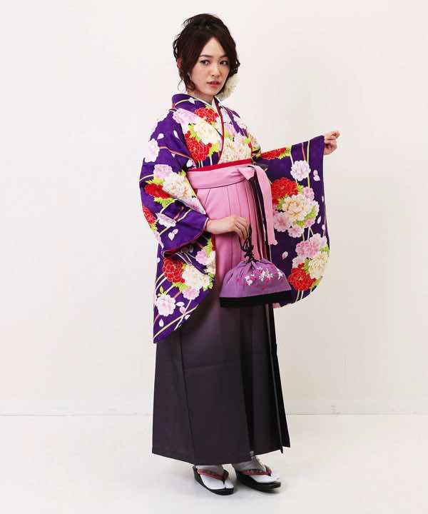 卒業式袴レンタル | 紫に舞う桜と花結び ピンク暈し袴