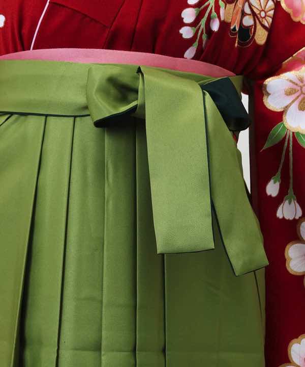 卒業式袴レンタル | 赤地に豪華な花紋 黄緑暈し袴