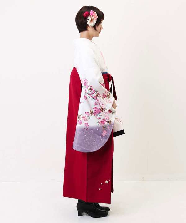 卒業式袴レンタル | 白地に藤色の暈し桜 臙脂の刺繍袴