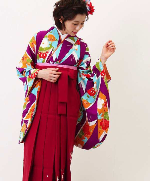 卒業式袴レンタル | 紫大矢羽根×臙脂刺繍袴