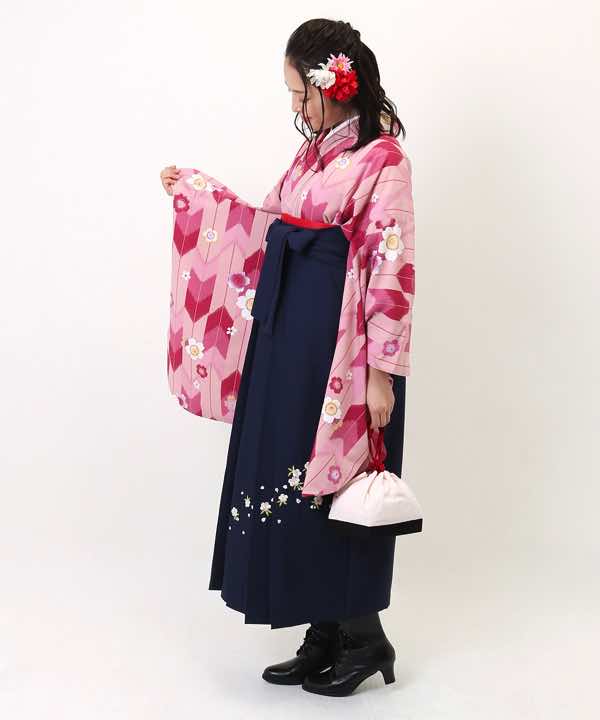 卒業式袴レンタル | サクラの矢絣 紺桜刺繍袴 | hataori(ハタオリ)