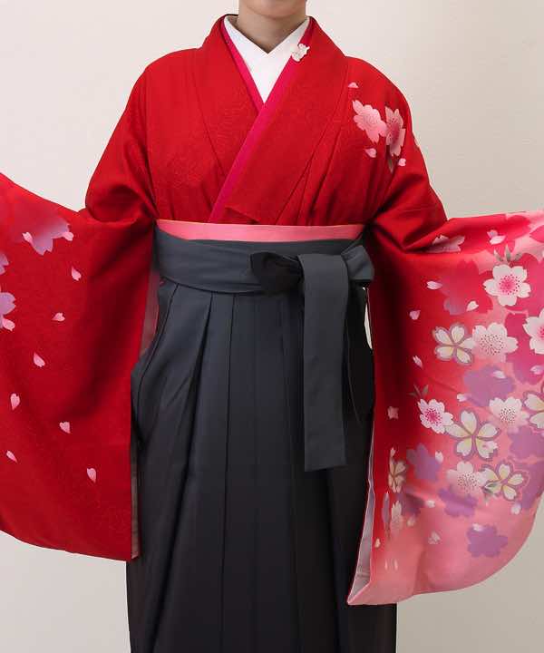 卒業式袴レンタル | 赤地にピンク 桜模様 グレー暈し袴