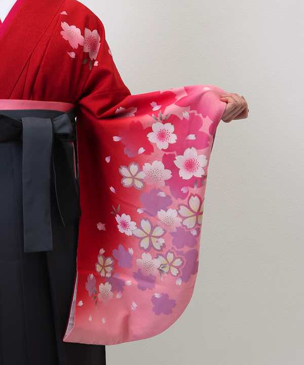 卒業式袴レンタル | 赤地にピンク 桜模様 グレー暈し袴