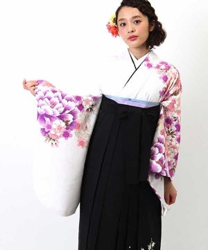 卒業式袴 | 白地に桜の花と羽 刺繍入り黒袴
