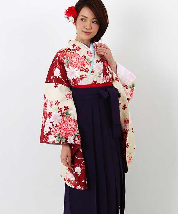 卒業式袴レンタル | クリーム地に菊と桜と赤暈し 刺繍入り紫袴(Lサイズ)
