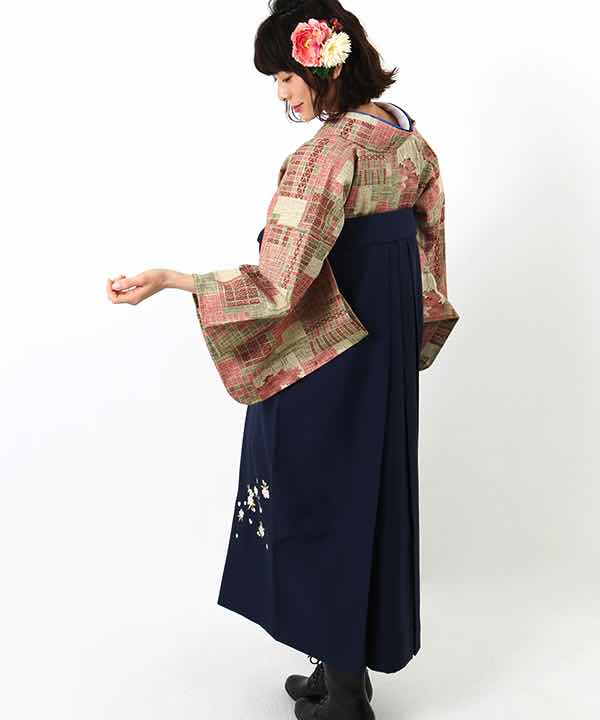 卒業式袴(アンティーク) レンタル | 窓から見える桜 刺繍入り紺袴