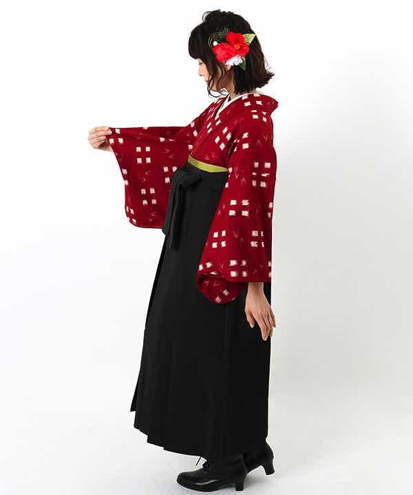 卒業式袴(アンティーク) レンタル | 赤地に白の四角柄絣 黒袴