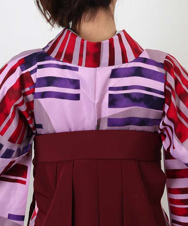 卒業式袴レンタル | 薄紫地に紫と赤のアクセント 刺繍入り臙脂袴