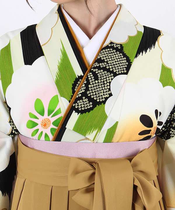 卒業式袴レンタル | 黒×緑 矢絣に花々と絞り調 辛子色袴