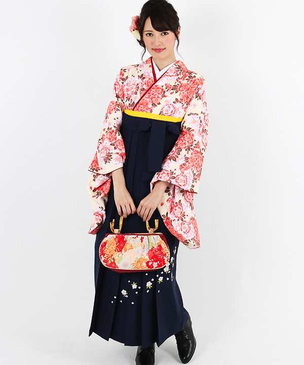 卒業式袴レンタル | クリーム地に満開の花々 刺繍入り濃紺袴