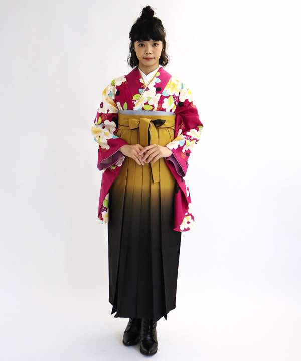 卒業式袴レンタル | 赤紫地に梅と椿 芥子色×黒袴