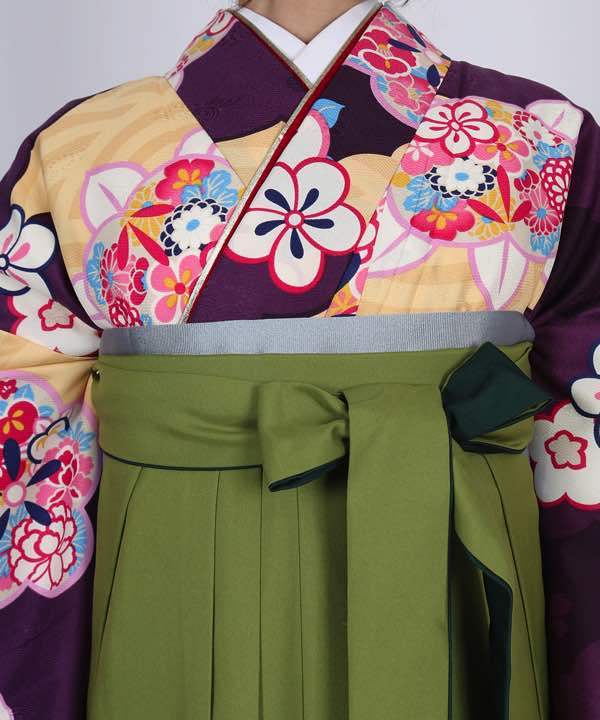 卒業式袴レンタル | 紫地にねじ梅と橘に青海波 黄緑×緑袴