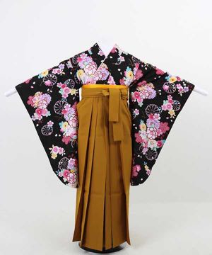 卒業式袴(小学生用) | 黒地に色とりどりの桜と菊 辛子色袴