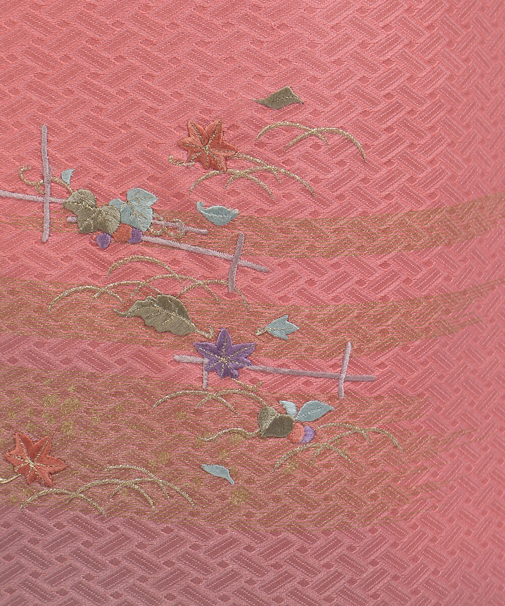 訪問着レンタル | 正絹 ピンク地に濃暈しと花刺繍