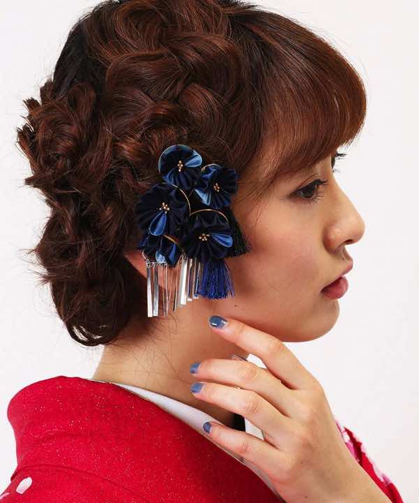髪飾りレンタル | 濃紺×藍 タッセル つまみ細工