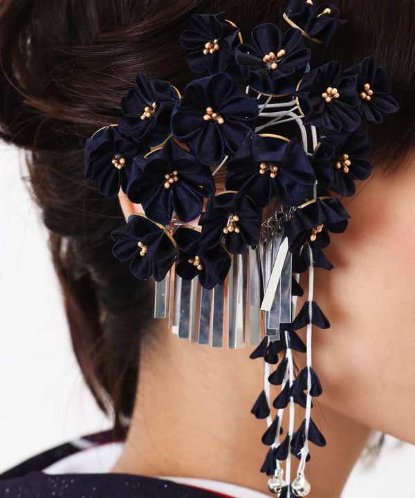 髪飾りレンタル | 濃紺 小花 つまみ細工 ペップ金